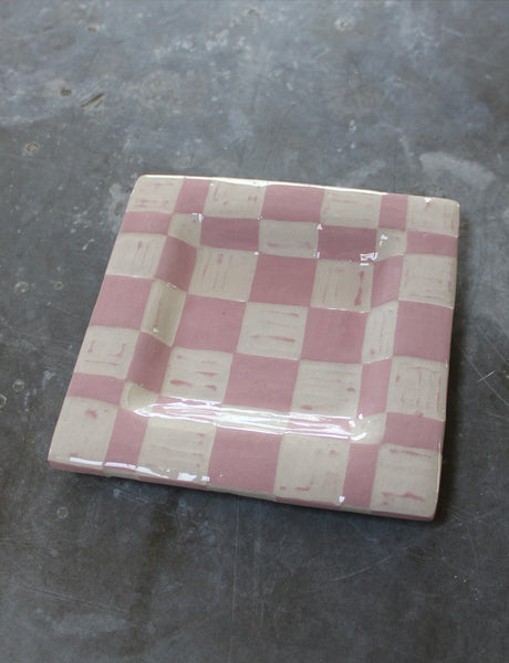 SAMPLE - Check Ashtray